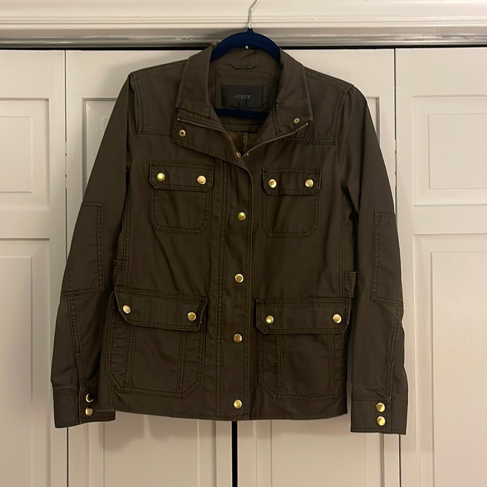 J CREW